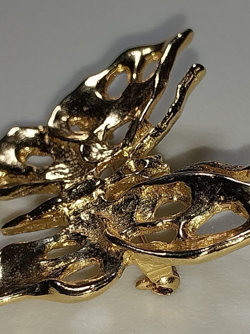 Butterfly Pin/Brooch - Picture 2 of 7